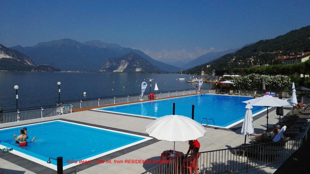 Red Apartment - Residenza Silvana แวร์บาเนีย ภายนอก รูปภาพ